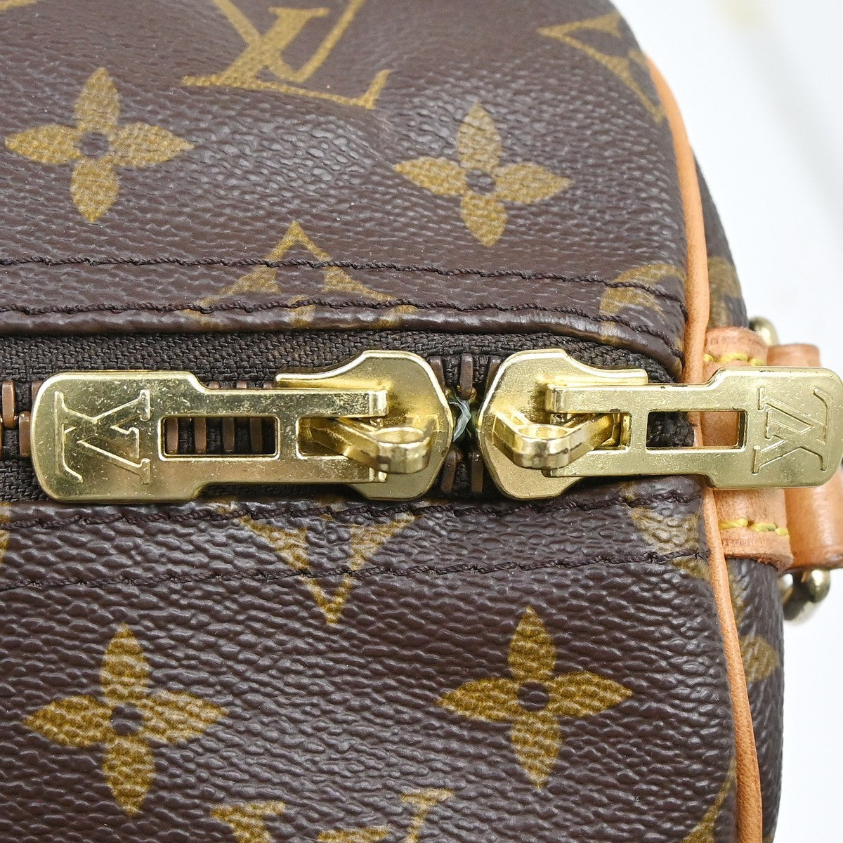 Louis Vuitton Keepall Bandouliere Monogram Canvas Brown Canvas Travel Bag Bag (Pre-Owned)