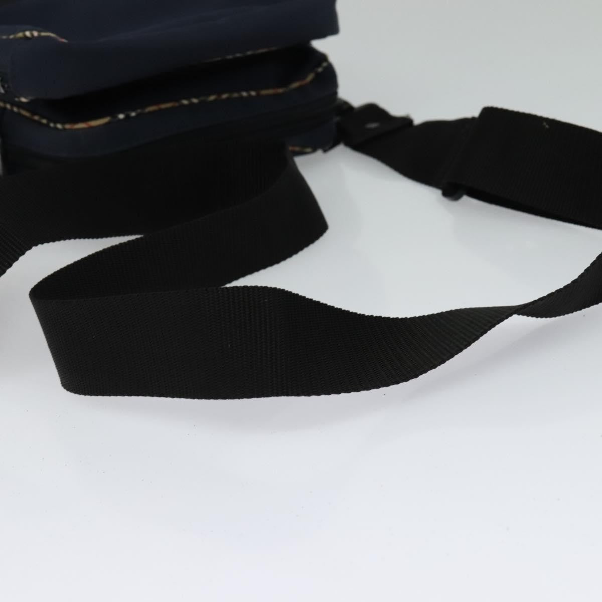 Burberry Vintage Nylon Navy Nylon Shoulder Bag Bag (Pre-Owned)