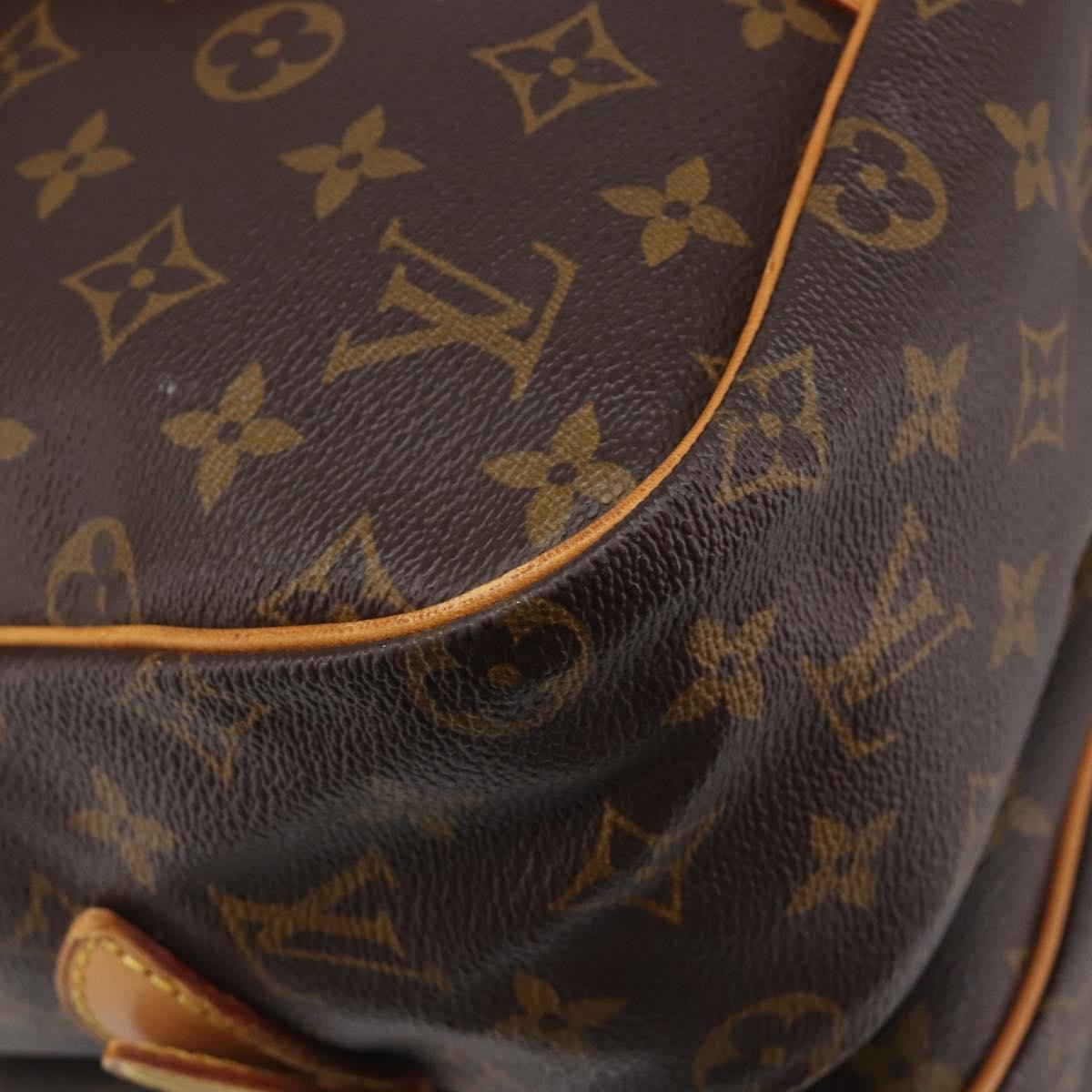 Louis Vuitton Sac Chasse Hunting Monogram Canvas Brown Canvas Handbag (Pre-Owned)