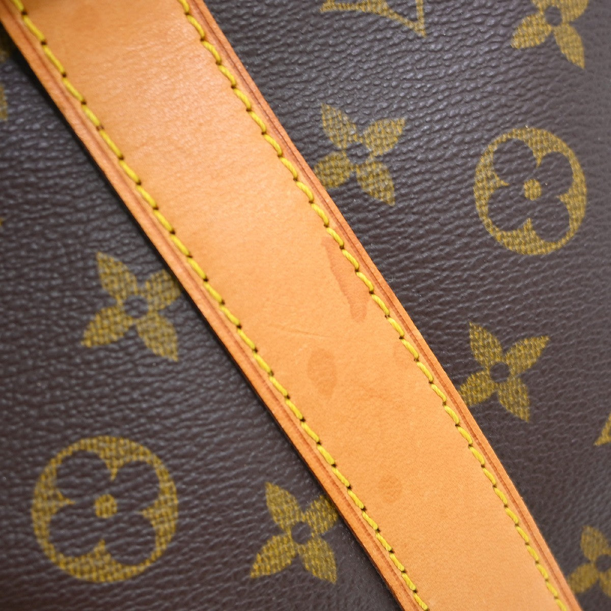 Louis Vuitton Keepall Monogram Brown Canvas Travel Bag Bag (Pre-Owned)