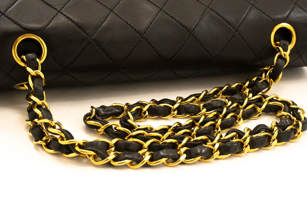 Chanel Classic Flap Lambskin Black Leather Crossbody Bag Bag (Pre-Owned)