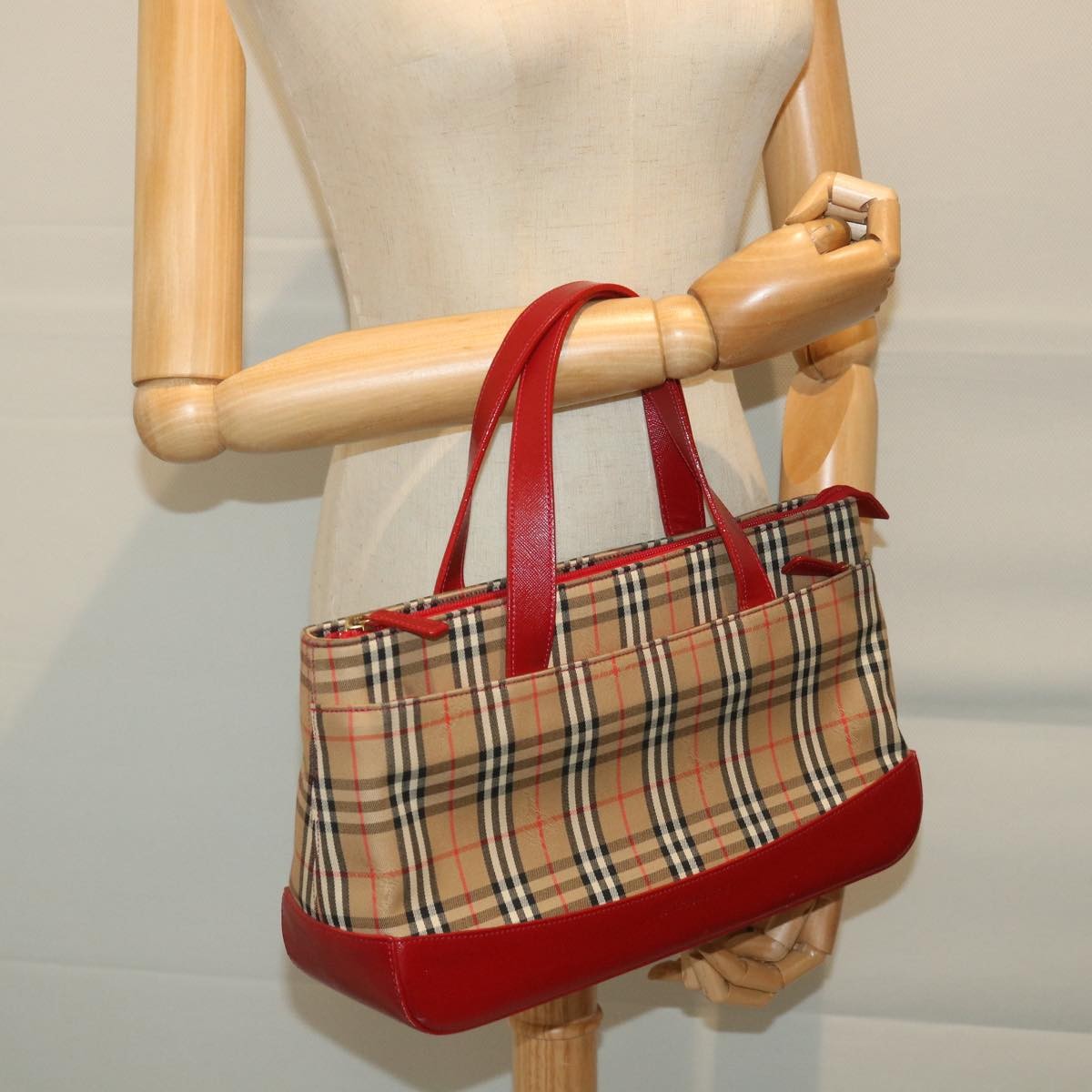 Burberry Nova Check Leather And Nylon Beige Nylon Handbag (Pre-Owned)