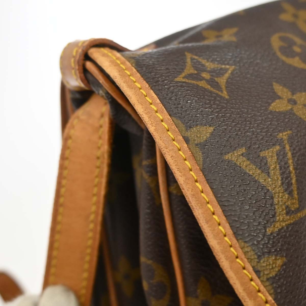 Louis Vuitton Saumur Monogram Canvas Brown Canvas Shoulder Bag Bag (Pre-Owned)