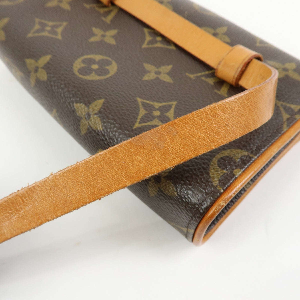 Louis Vuitton Florentine Waist Monogram Canvas Brown Canvas Handbag (Pre-Owned)