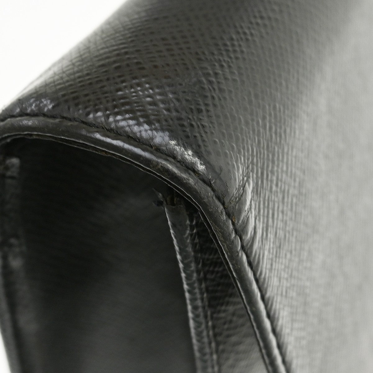 Louis Vuitton Porte-Documents Angara Taiga Leather Black Leather Briefcase Bag (Pre-Owned)