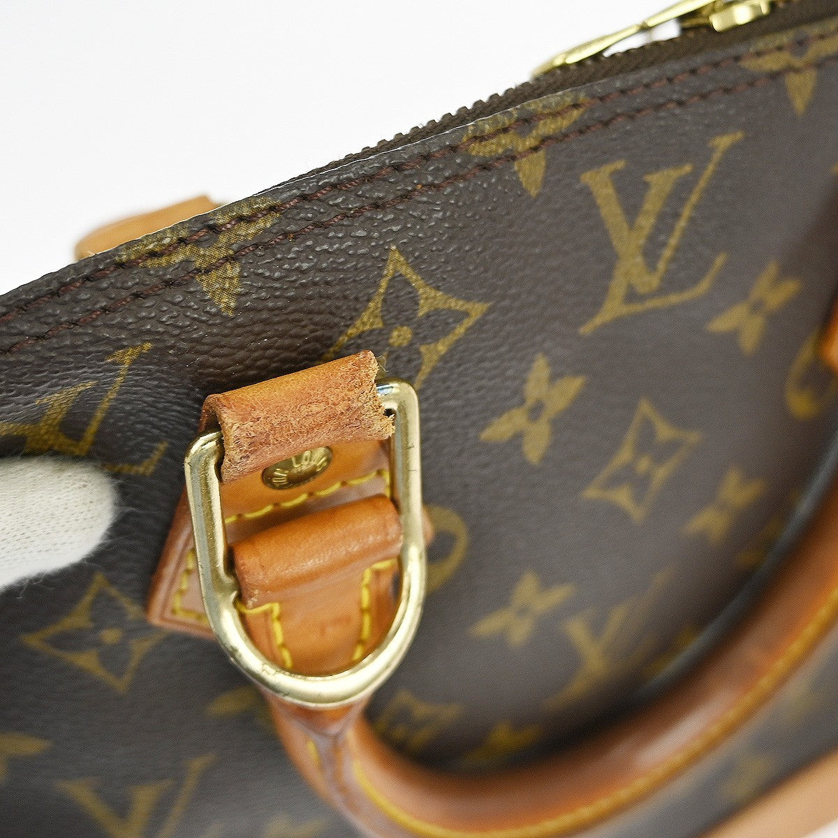 Louis Vuitton Alma Monogram Brown Canvas Handbag (Pre-Owned)