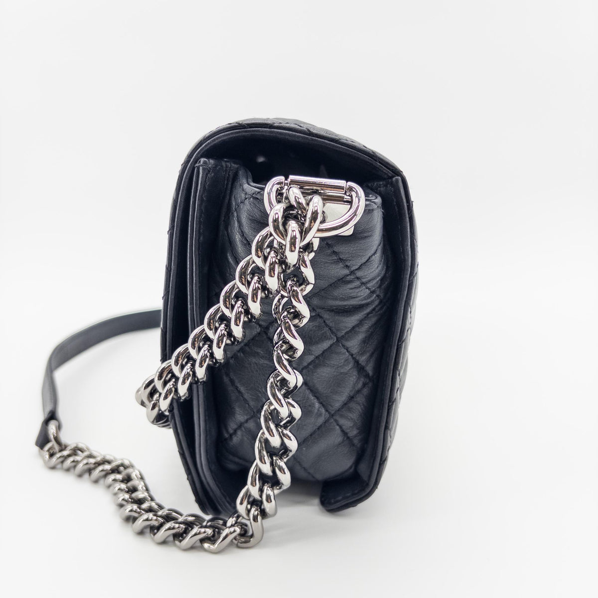 Chanel Reverso Boy Flap Woven Calfskin Black Leather Shoulder Bag Bag (Pre-Owned)