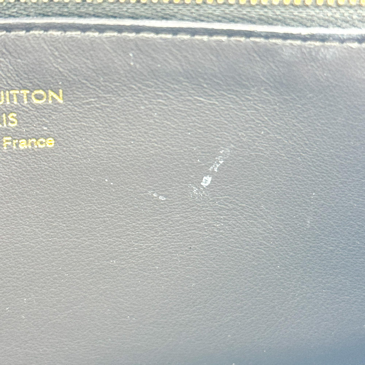Louis Vuitton Louise Clutch Leather Beige Leather Clutche & Pouche Bag (Pre-Owned)