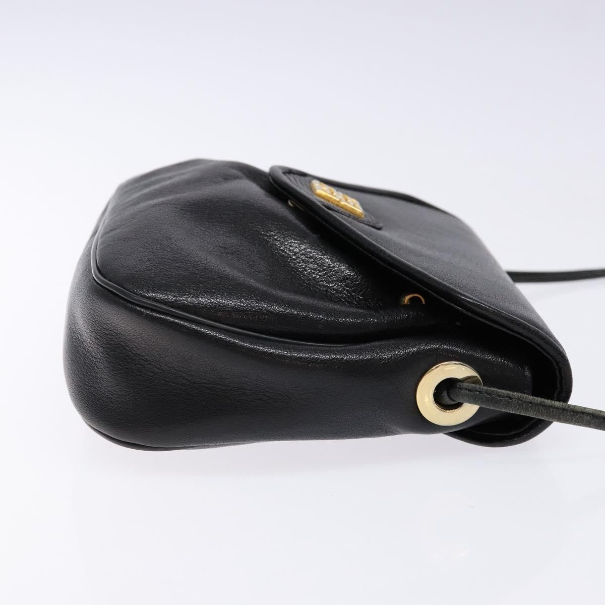 Givenchy Vintage 4G Leather Black Leather Shoulder Bag Bag (Pre-Owned)