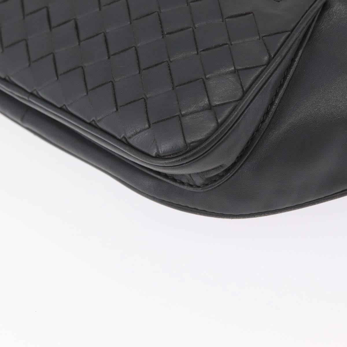 Bottega Veneta Light Waist Intrecciato Leather Gray Leather Handbag (Pre-Owned)