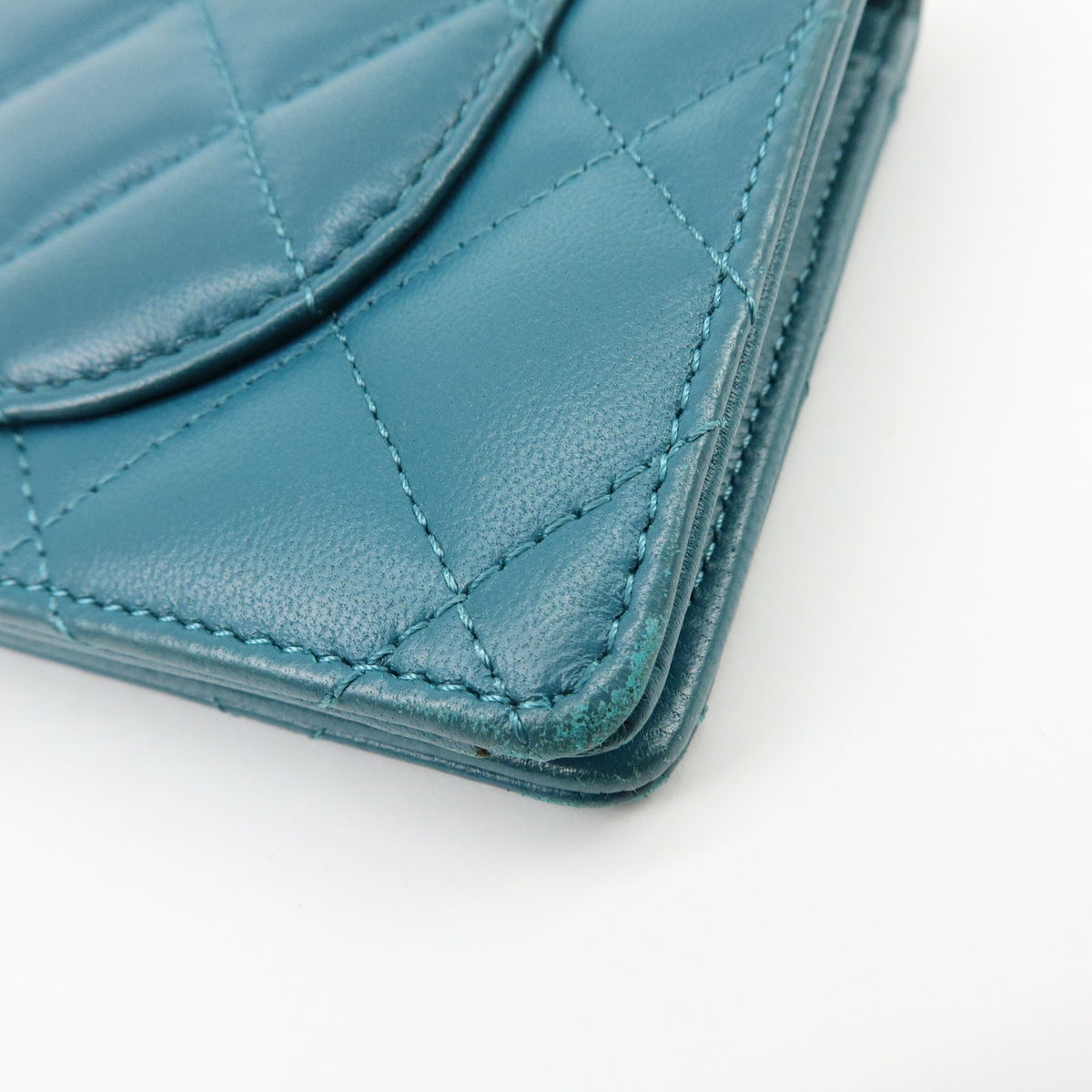 Chanel Bi-Fold Quilted Patent Blue Leather Wallets Accessory (Pre-Owned)