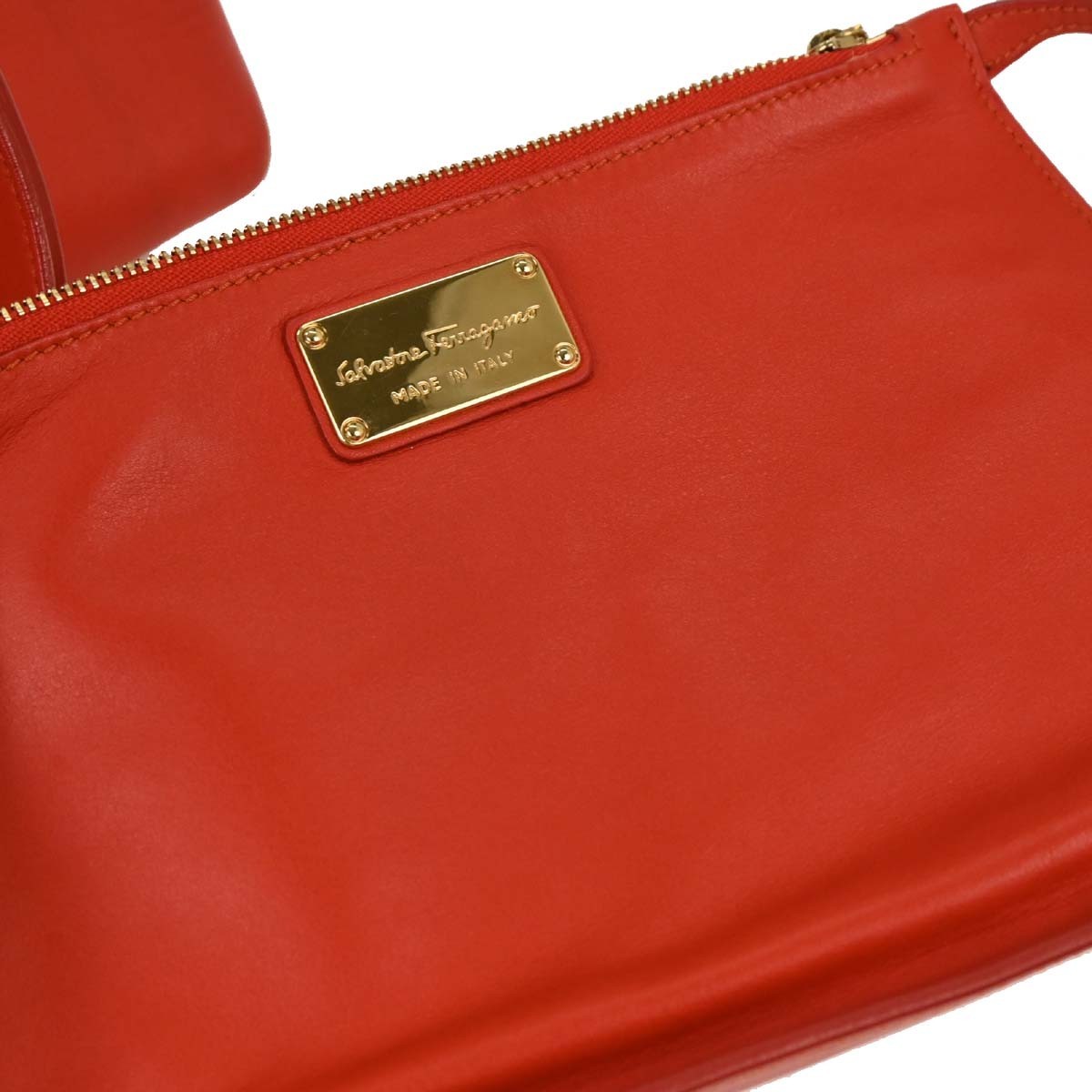 Salvatore Ferragamo Sookie Satchel Leather Red Leather Handbag (Pre-Owned)