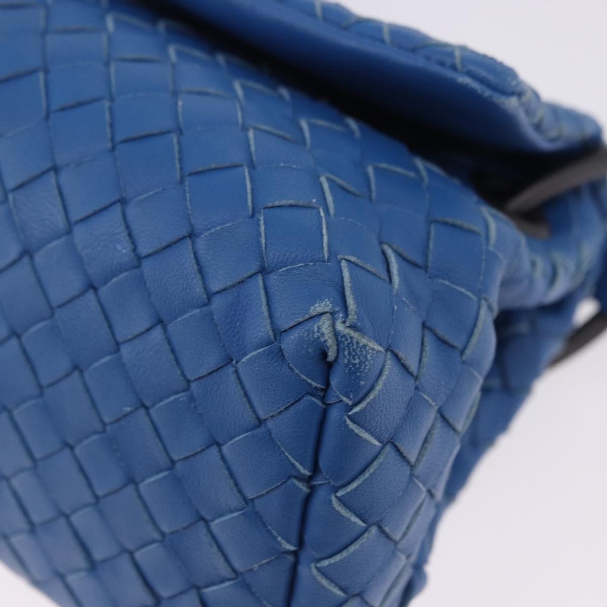 Bottega Veneta Adjustable Flap Intrecciato Nappa Blue Leather Shoulder Bag Bag (Pre-Owned)