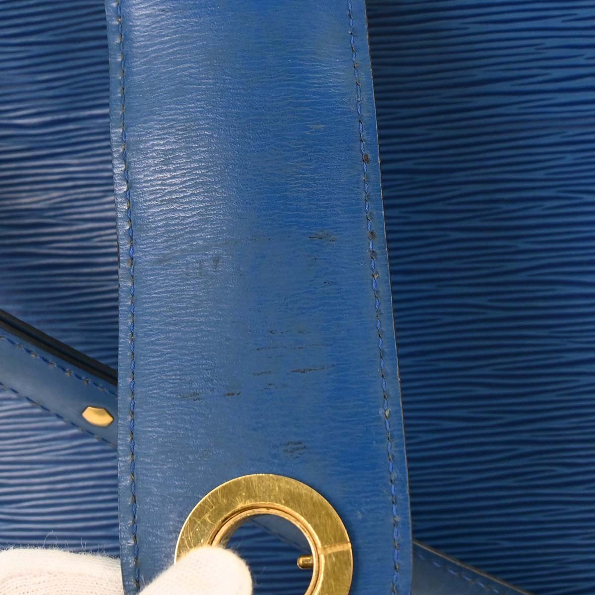 Louis Vuitton Cluny Epi Blue Leather Shoulder Bag Bag (Pre-Owned)