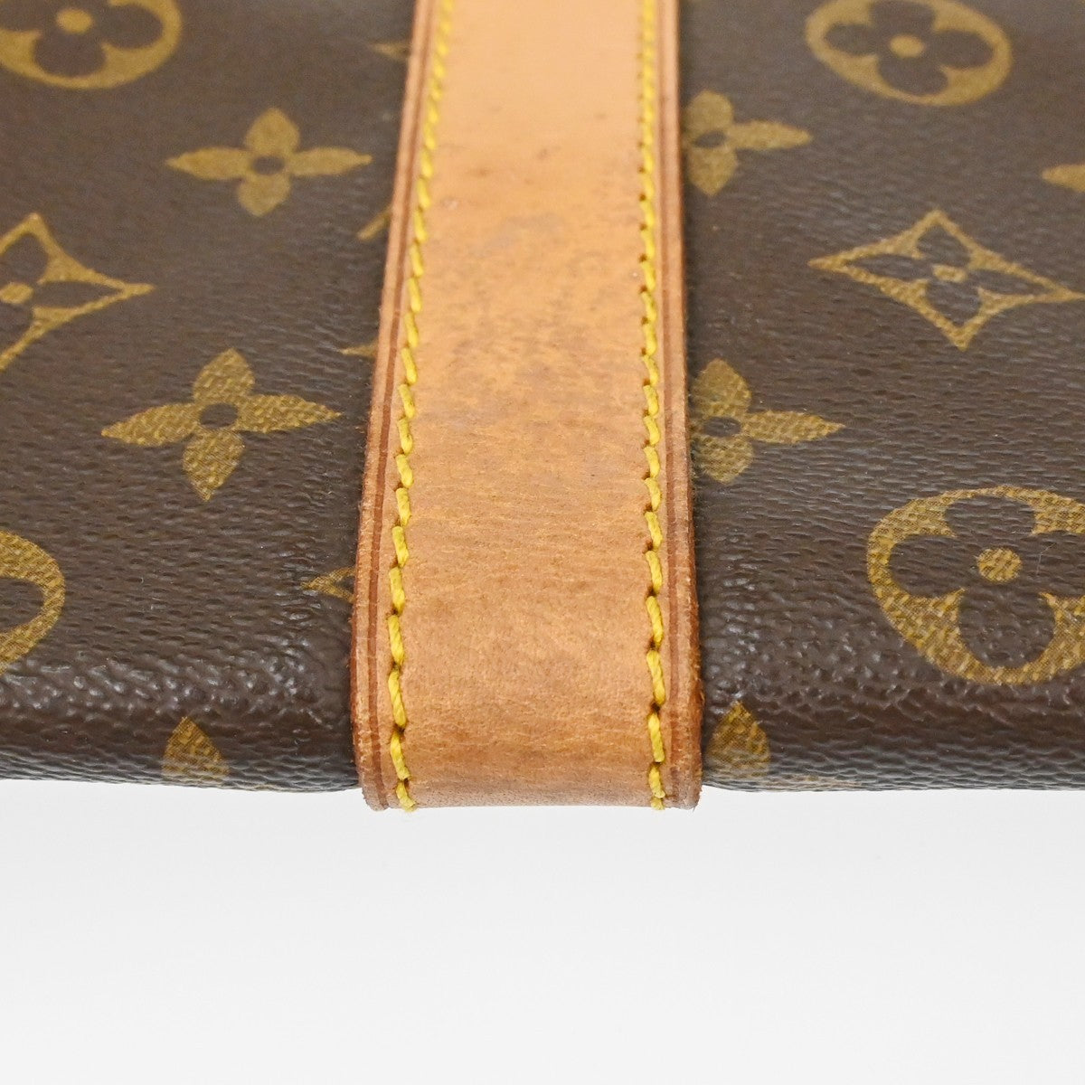Louis Vuitton Keepall Monogram Canvas Brown Canvas Travel Bag Bag (Pre-Owned)