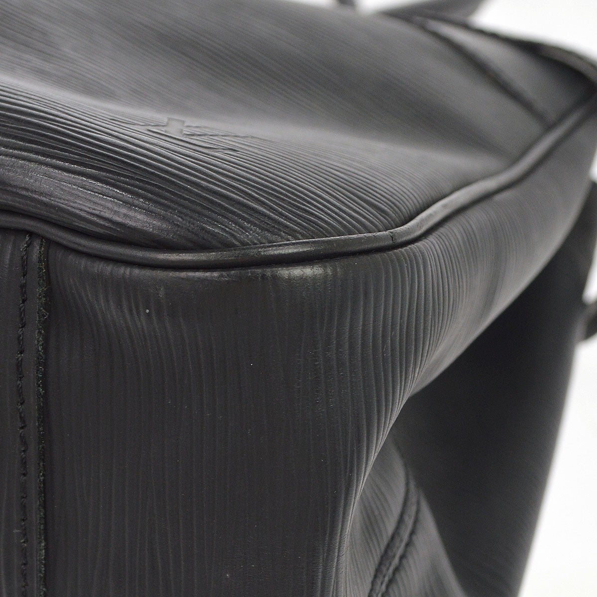 Louis Vuitton Passy Epi Leather Black Leather Tote Bag Bag (Pre-Owned)