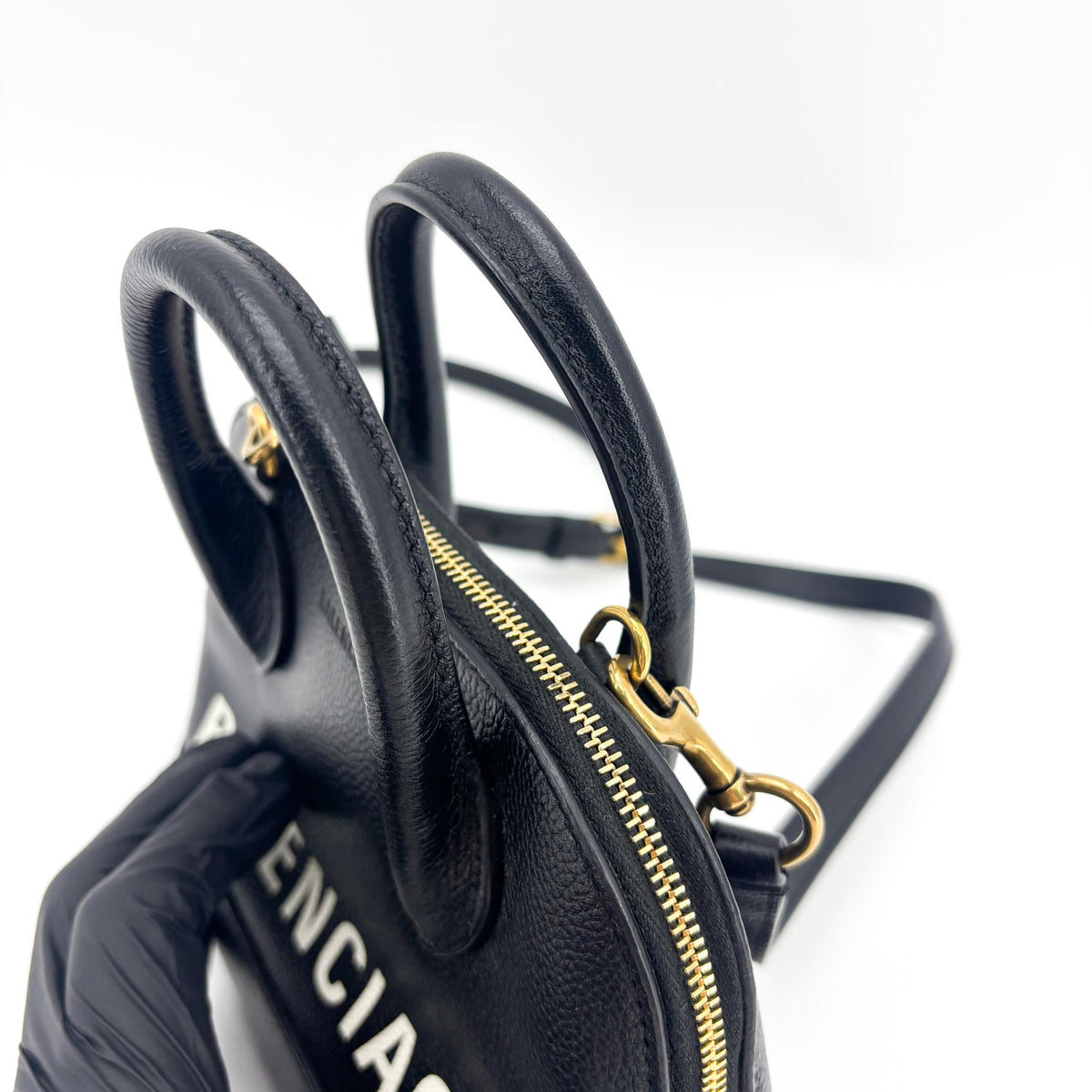 Balenciaga Logo Ville Leather Black Leather Handbag (Pre-Owned)