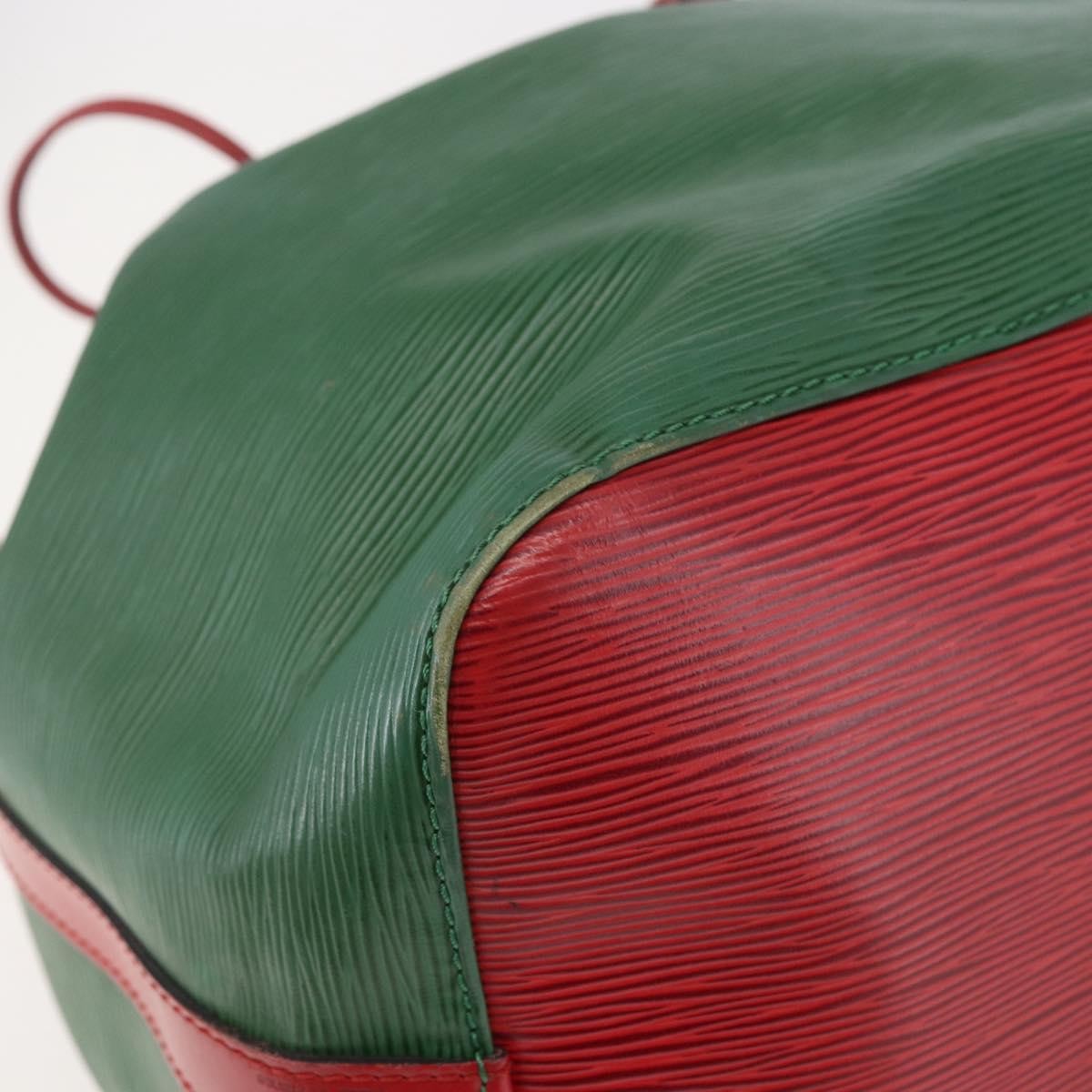 Louis Vuitton Bicolor Petit Noe Epi Leather Green Leather Bag (Pre-Owned)