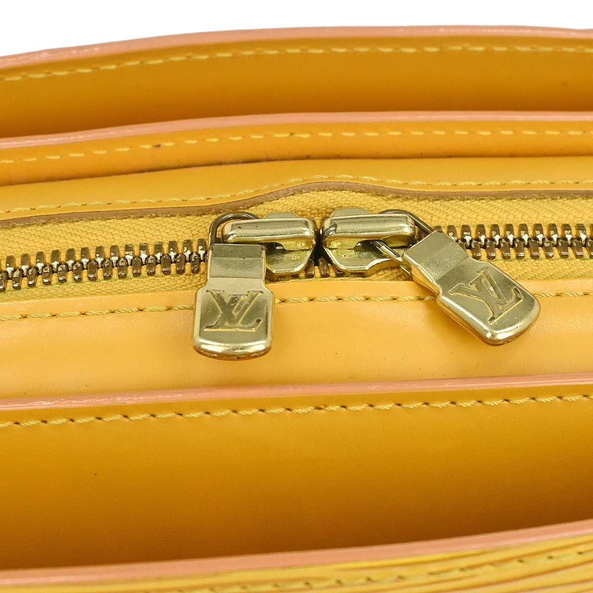 Louis Vuitton Pont Neuf Epi Yellow Leather Handbag (Pre-Owned)