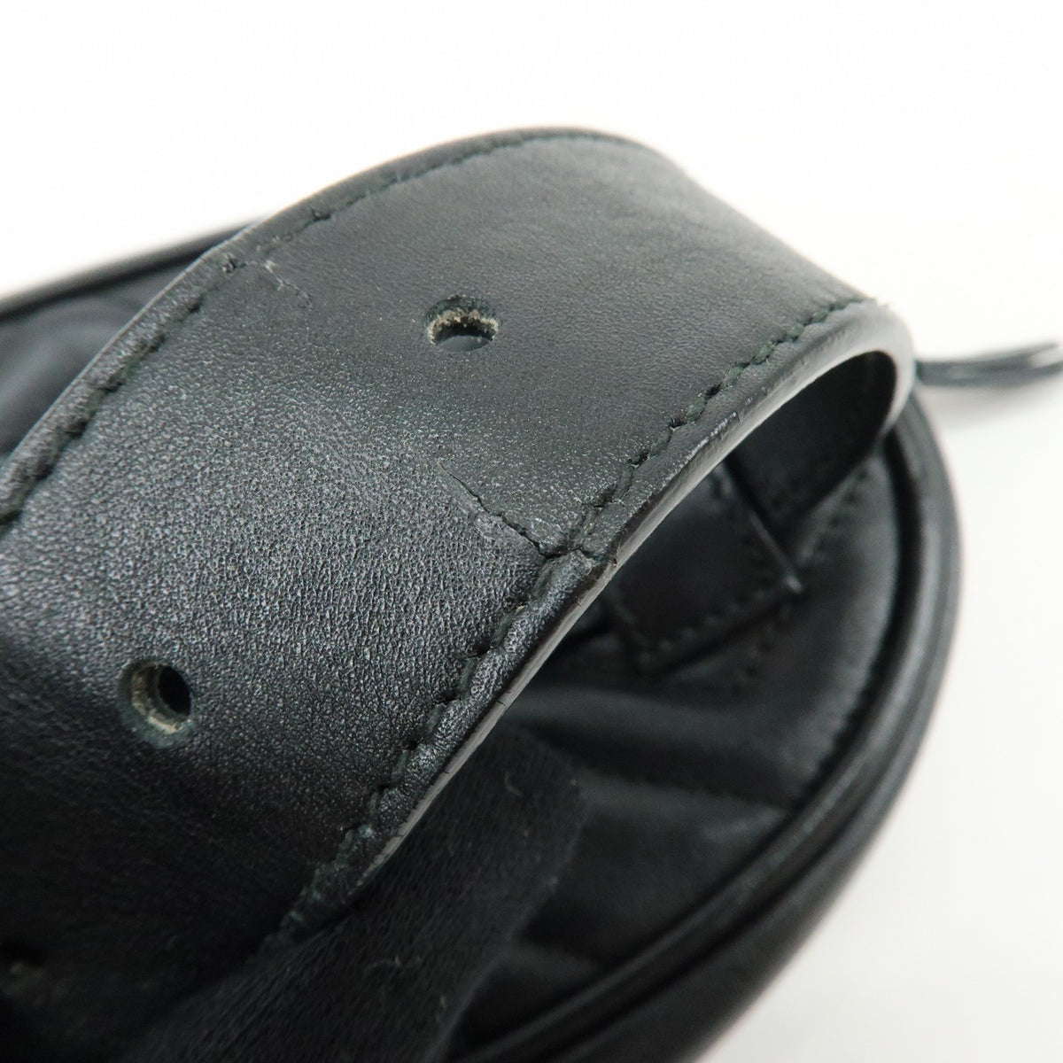 Gucci Gg Marmont Belt Matelasse Leather Black Leather Handbag (Pre-Owned)