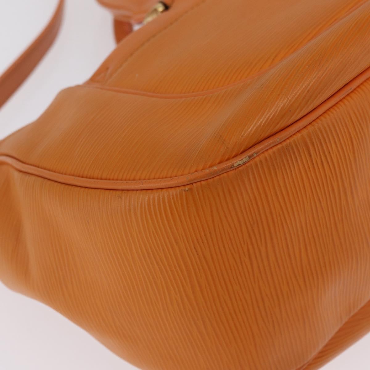 Louis Vuitton Dhanura Epi Leather Orange Leather Handbag (Pre-Owned)