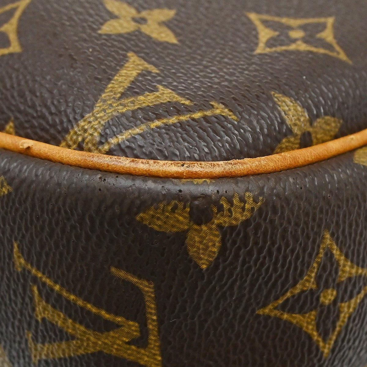 Louis Vuitton Reporter Monogram Canvas Brown Canvas Handbag (Pre-Owned)
