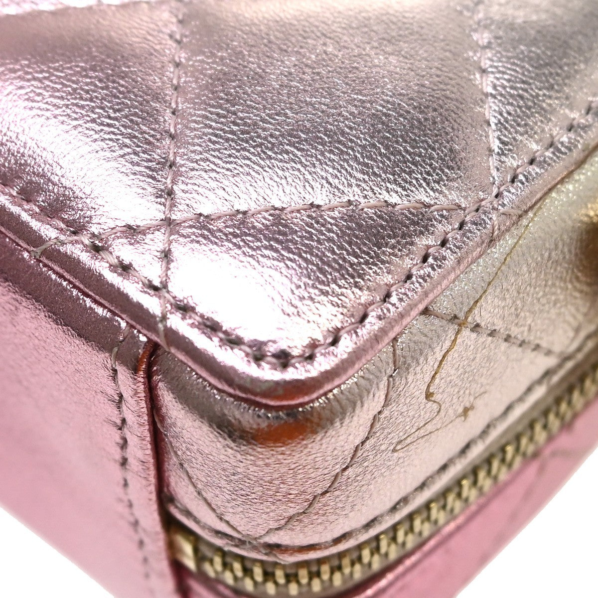 Chanel Like A Wallet Clutch With Chain Quilted Gradient Metallic Lambskin Pink Leather Shoulder Bag Bag (Pre-Owned)