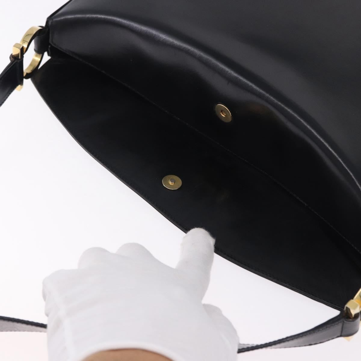 Salvatore Ferragamo Gancini Leather Black Leather Shoulder Bag Bag (Pre-Owned)