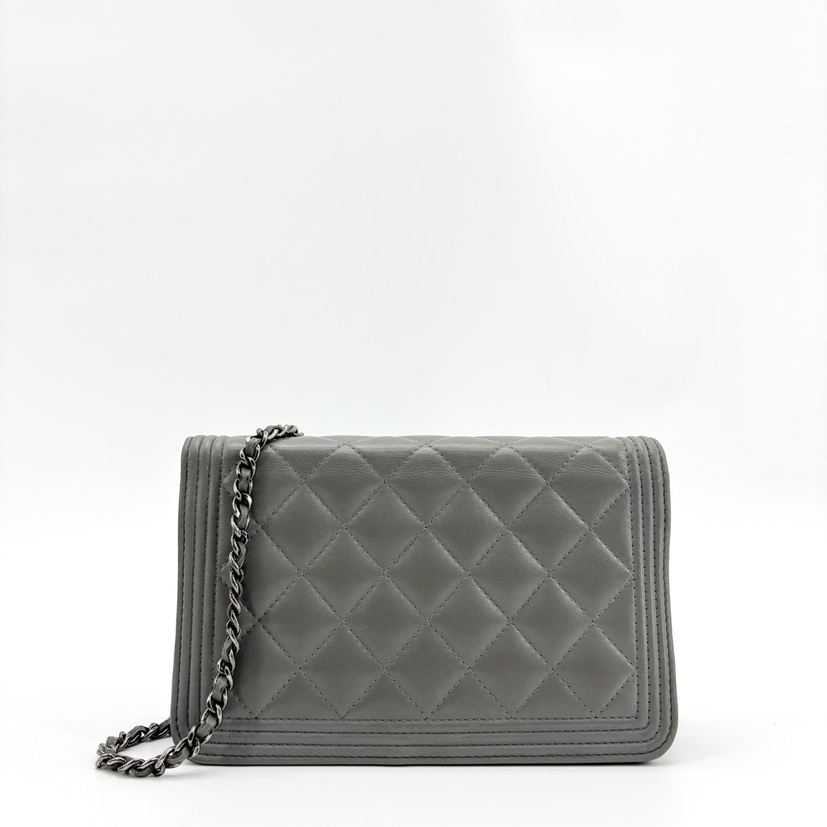 Chanel Boy Clutch Quilted Leather Gray Leather Shoulder Bag Bag (Pre-Owned)