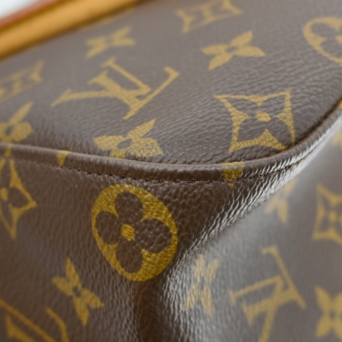 Louis Vuitton Looping Monogram Canvas Brown Canvas Handbag (Pre-Owned)