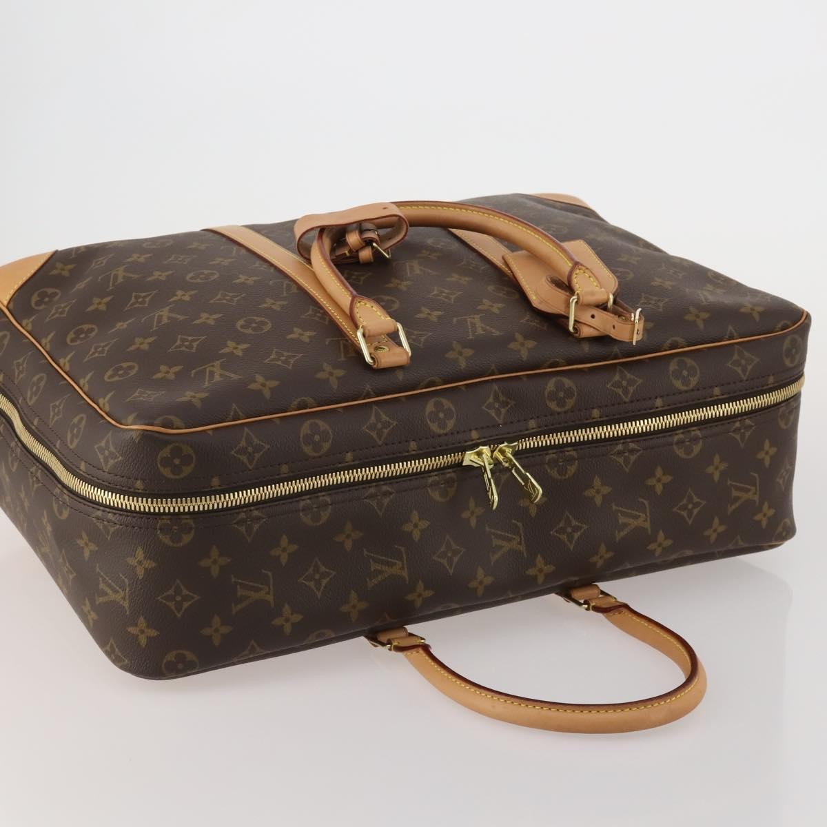 Louis Vuitton Sirius Monogram Brown Canvas Travel Bag Bag (Pre-Owned)