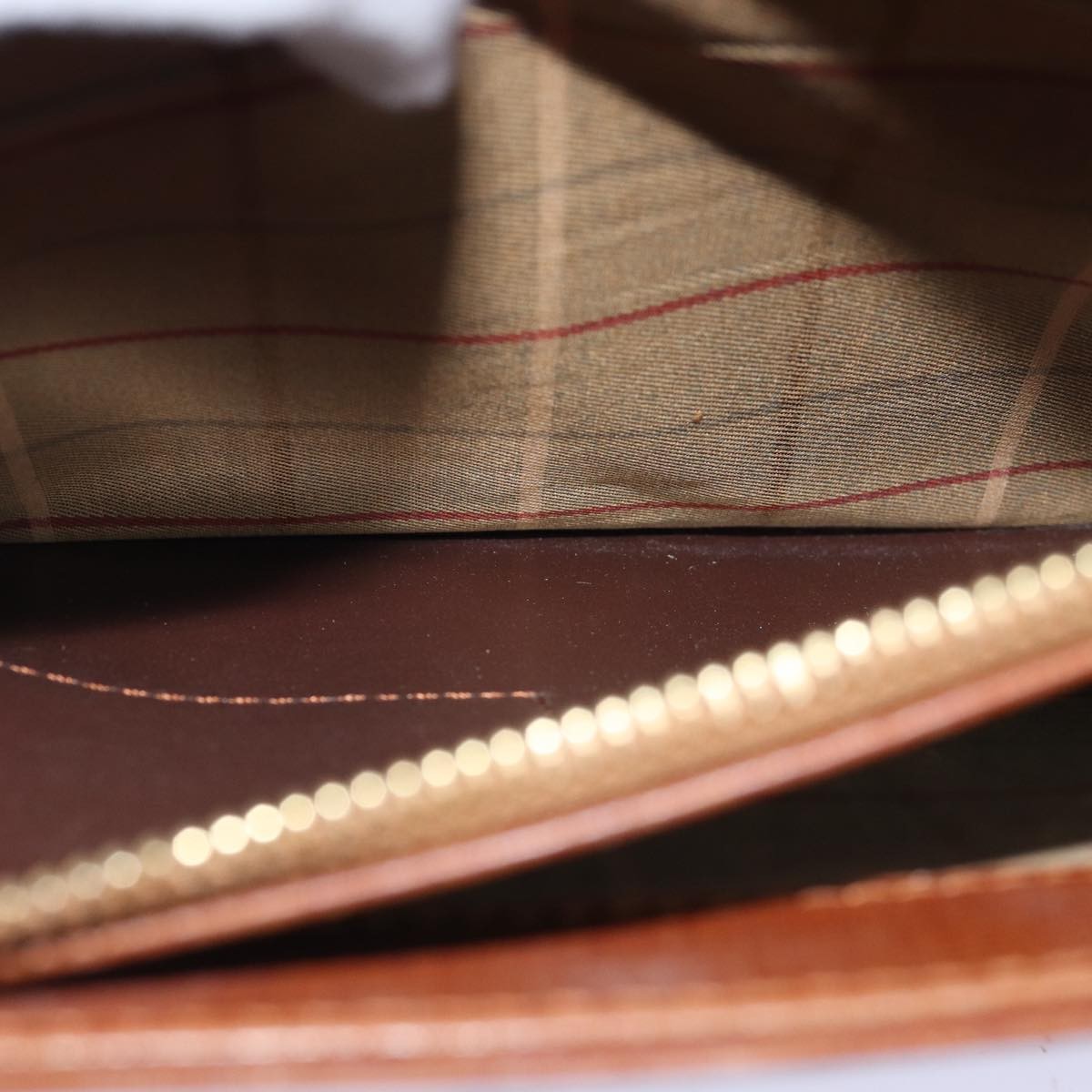 Burberry Vintage Leather Brown Leather Clutche & Pouche Bag (Pre-Owned)