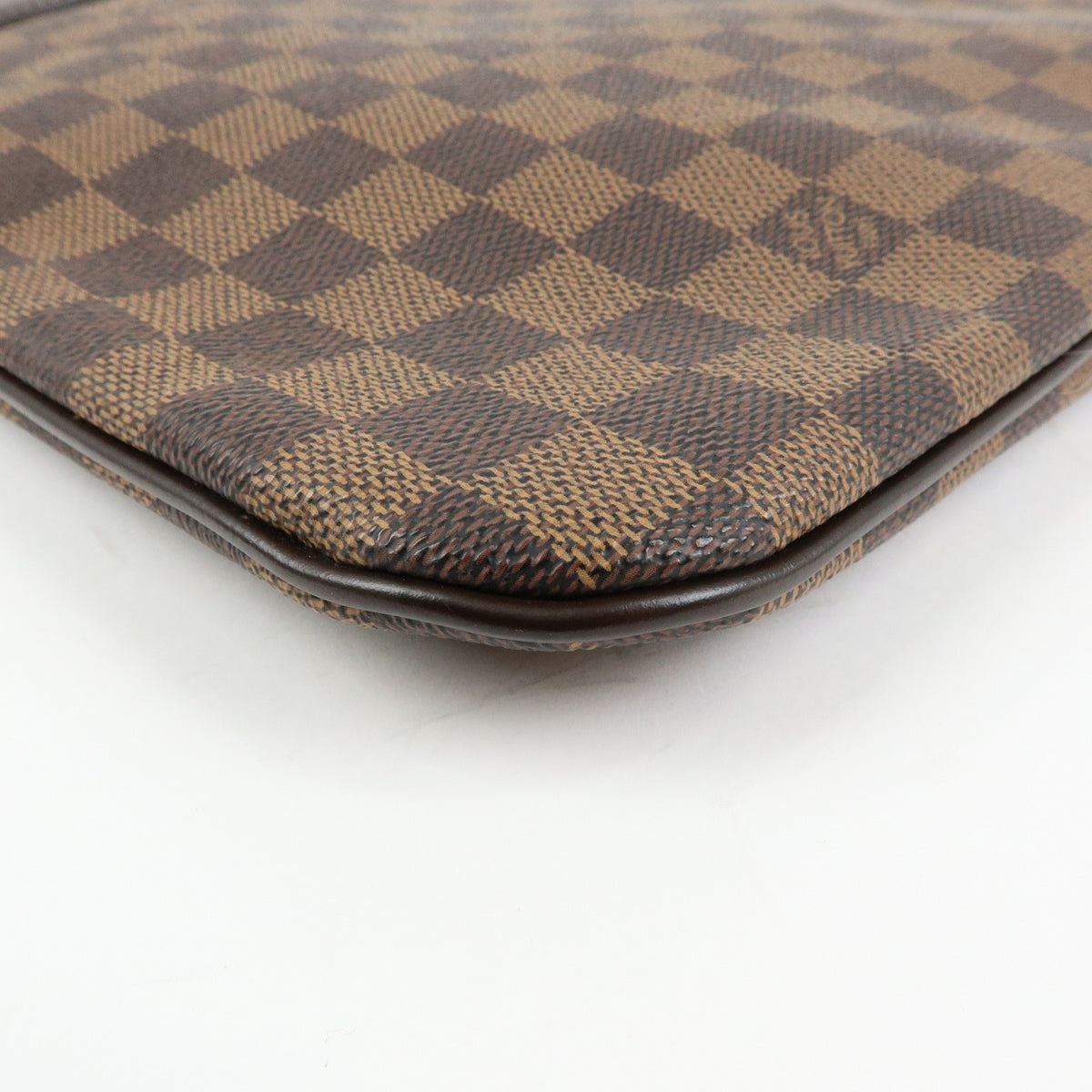 Louis Vuitton Clifton Damier Brown Canvas Handbag (Pre-Owned)