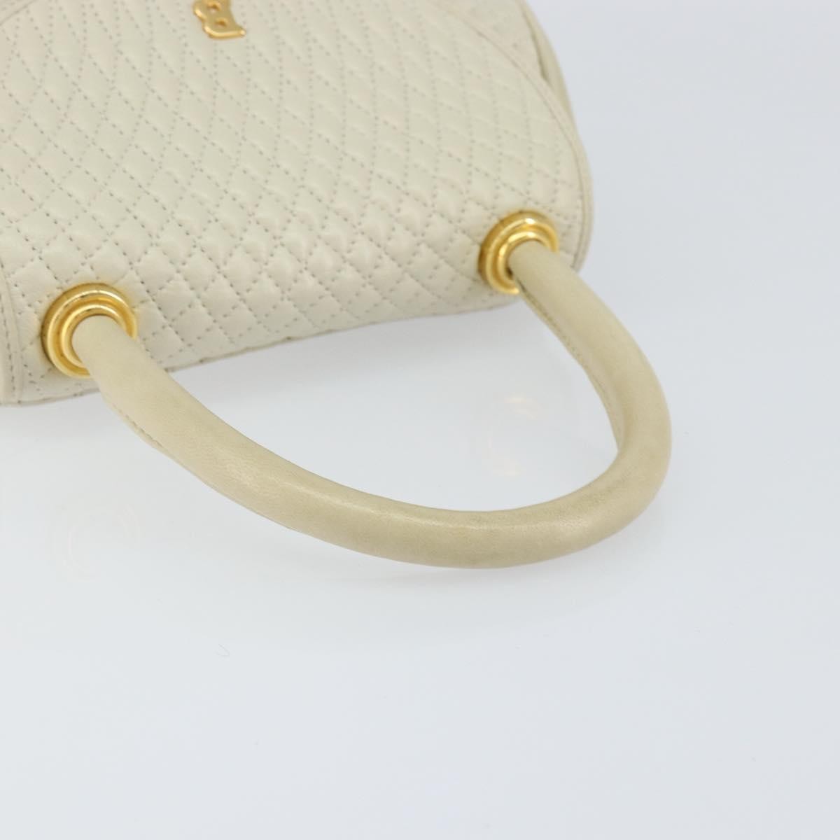 Bally Vintage Quilted Leather White Leather Handbag (Pre-Owned)