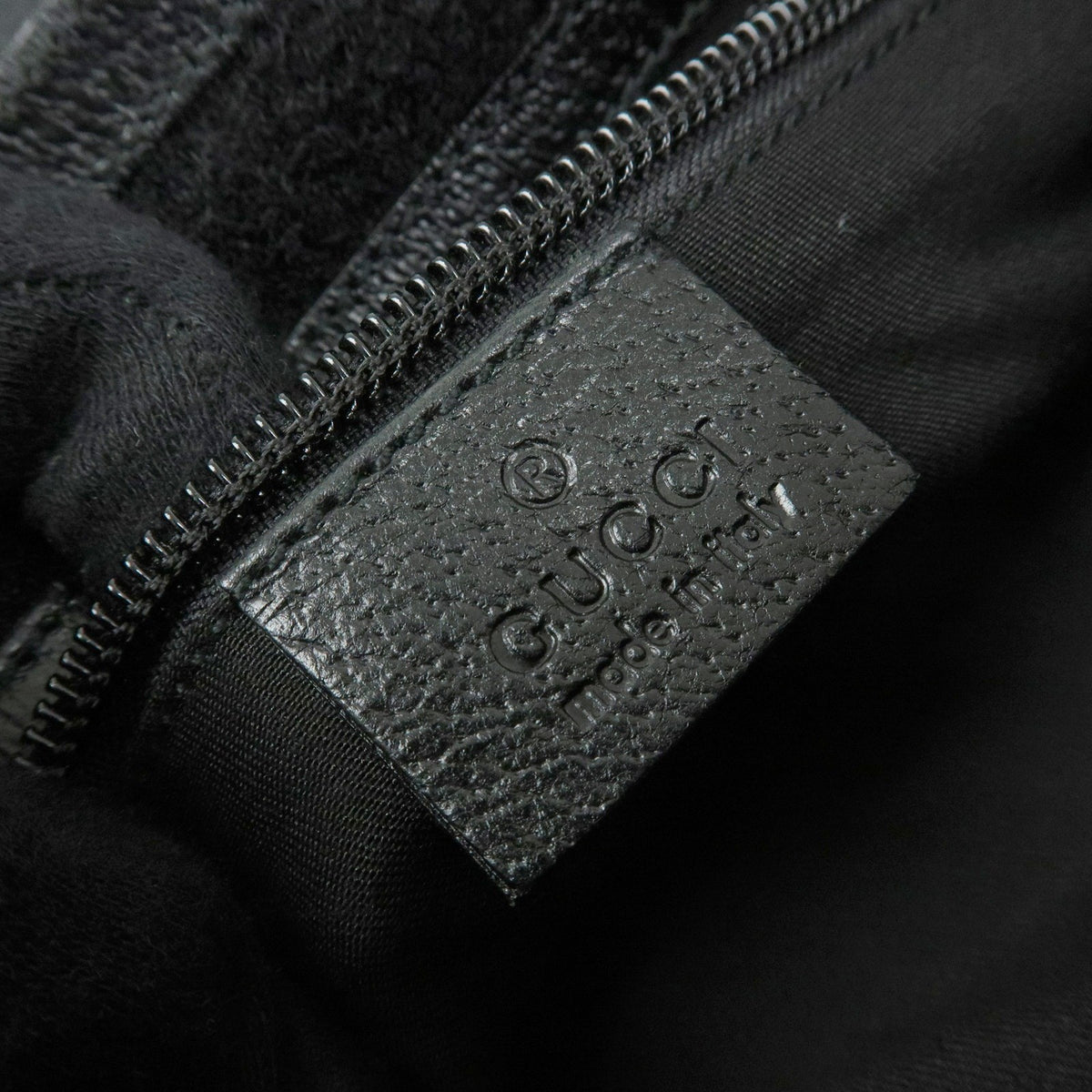 Gucci Shoulder Canvas Black Canvas Shoulder Bag Bag (Pre-Owned)