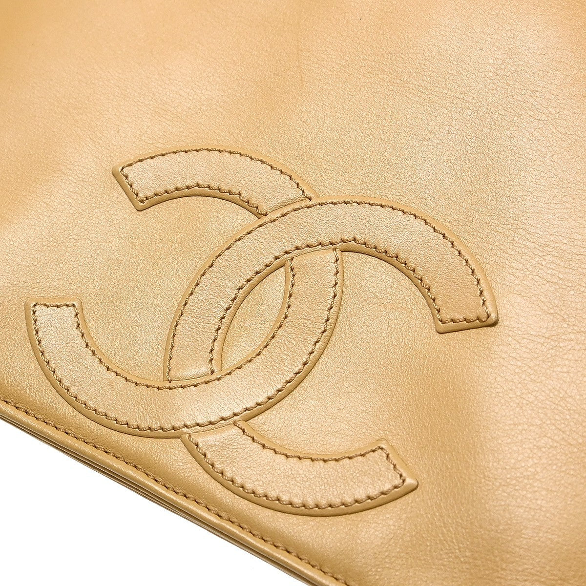 Chanel Vintage Cc Logo Tote Leather Beige Leather Tote Bag Bag (Pre-Owned)