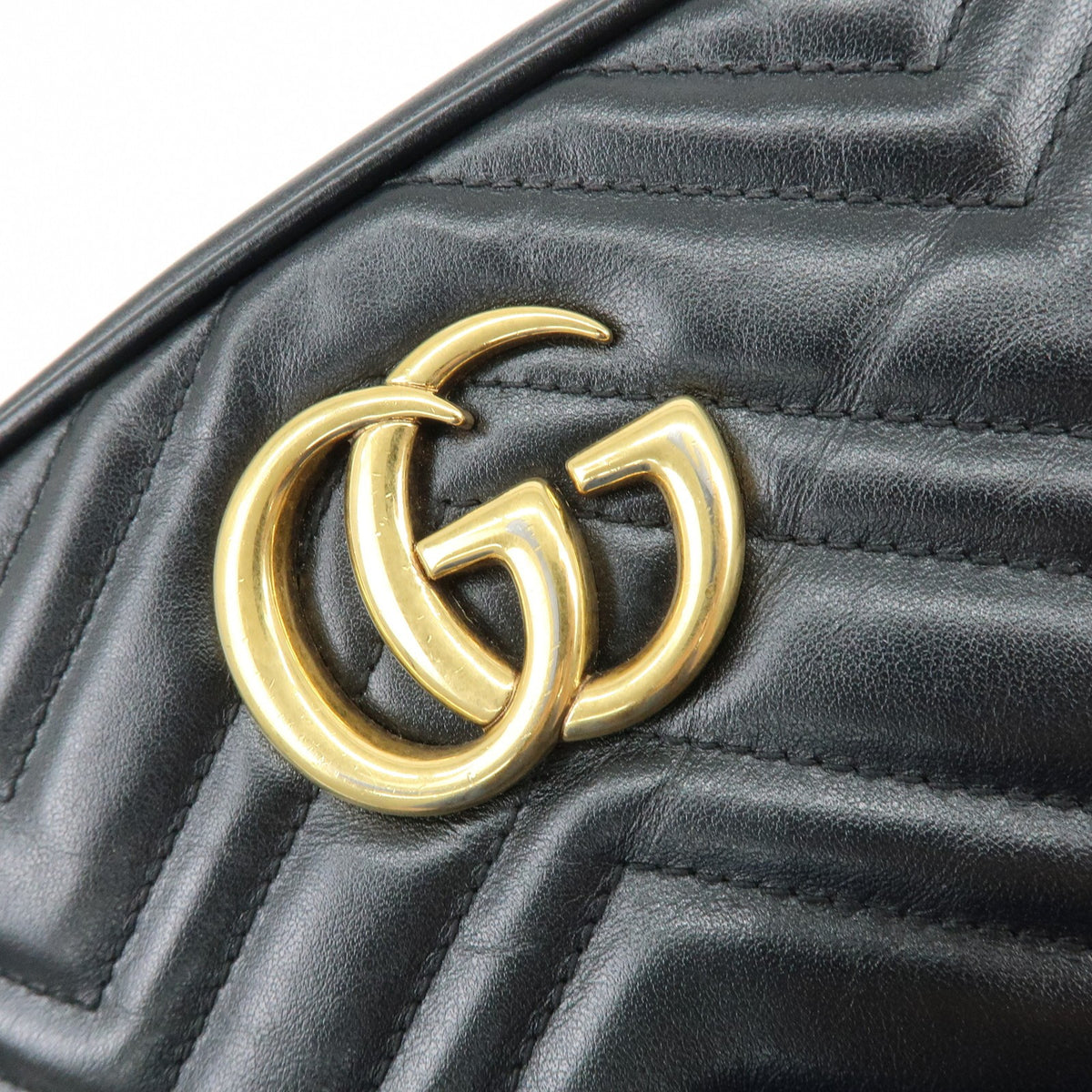Gucci Gg Marmont Matelasse Leather Black Leather Shoulder Bag Bag (Pre-Owned)