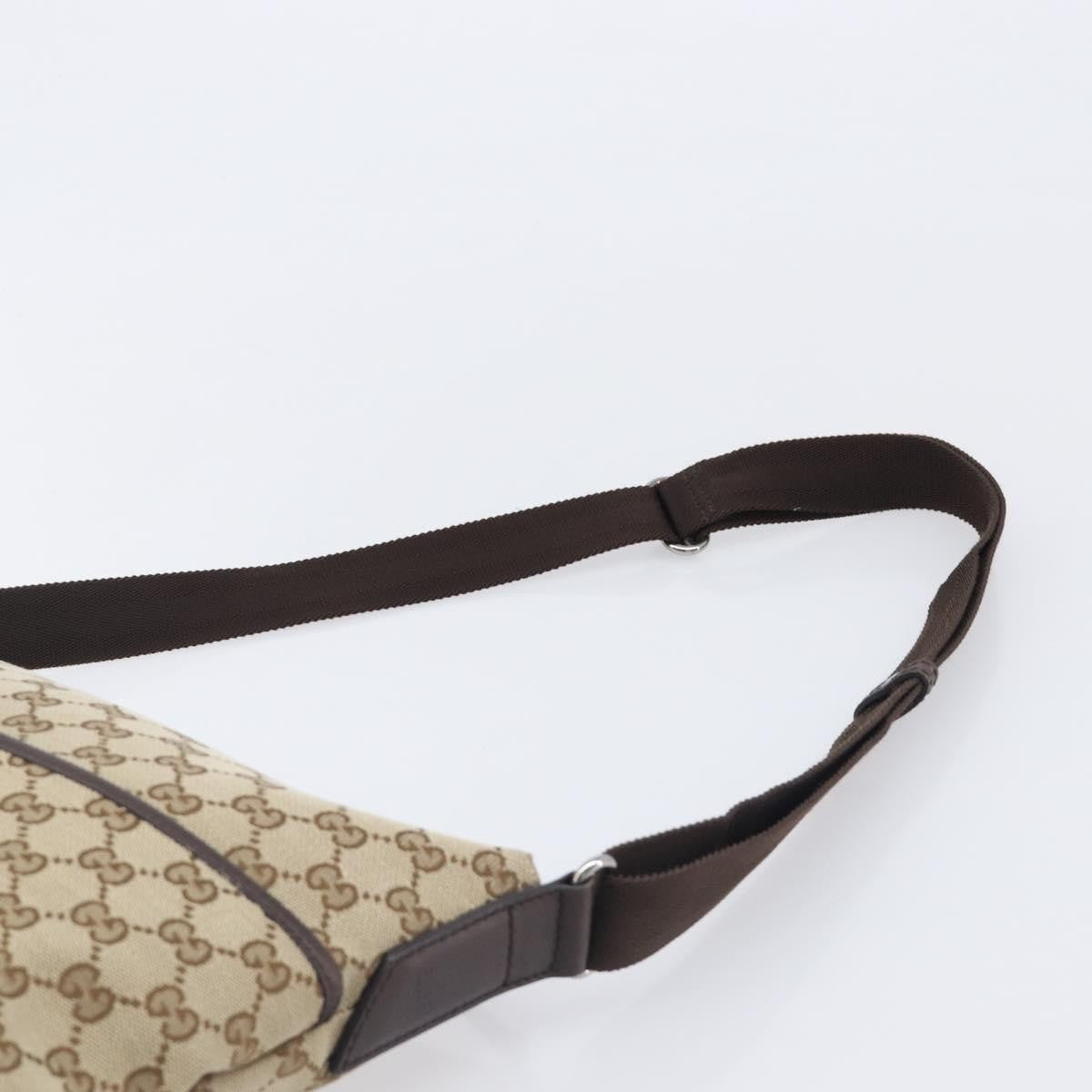 Gucci Zip Messenger Gg Canvas With Perforated Leather Beige Canvas Handbag (Pre-Owned)