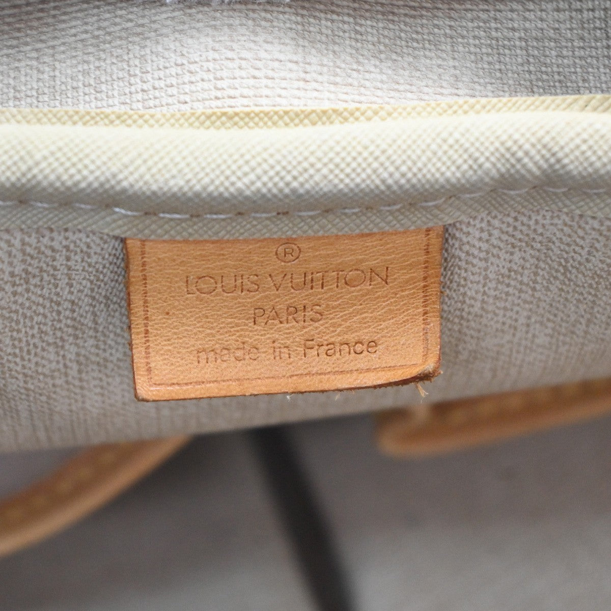Louis Vuitton Deauville Monogram Canvas Brown Leather Handbag (Pre-Owned)