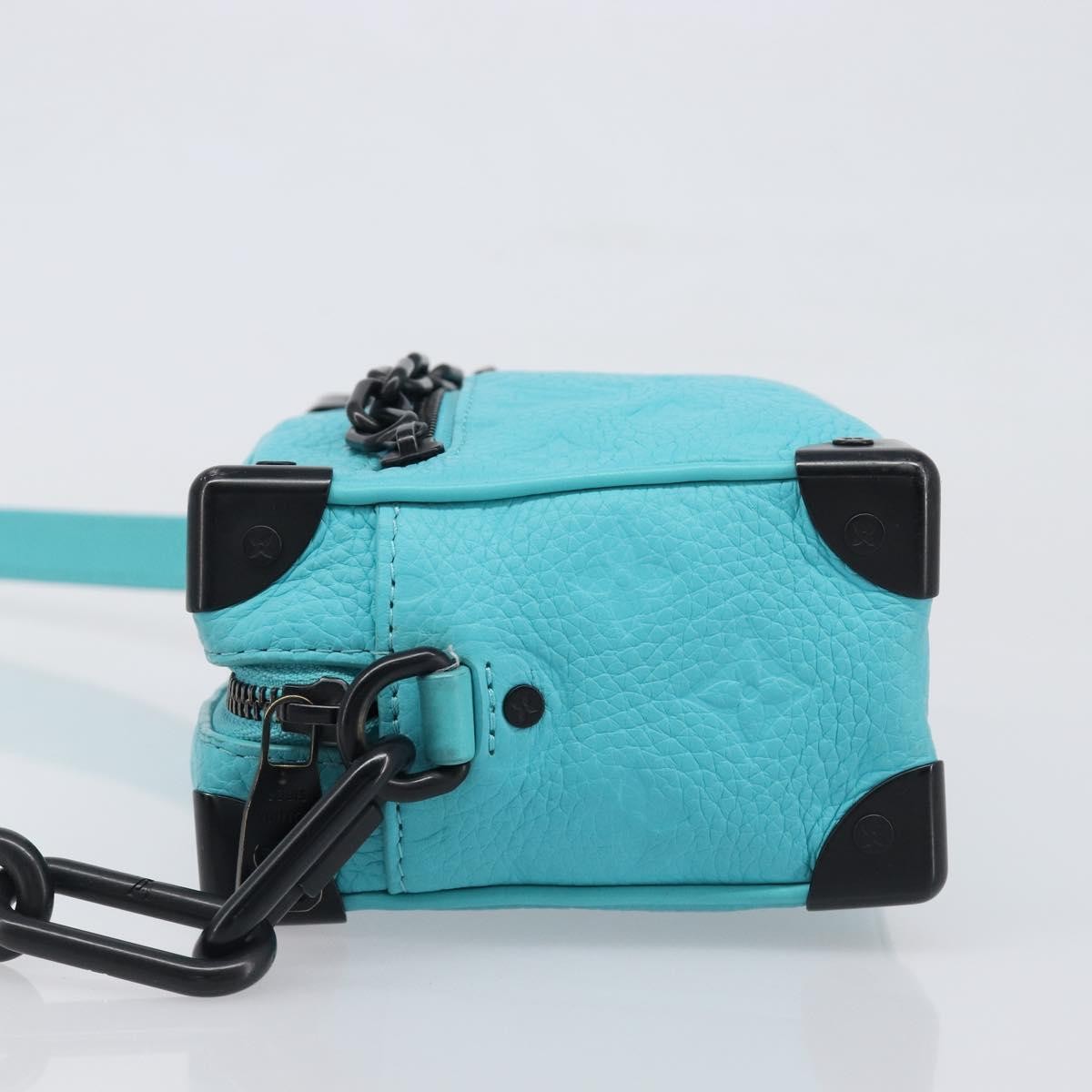 Louis Vuitton Soft Trunk Monogram Taurillon Leather Blue Leather Handbag (Pre-Owned)