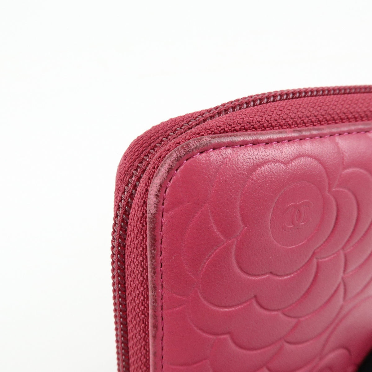 Chanel Zip Around Camellia Patent Pink Leather Wallets Accessory (Pre-Owned)