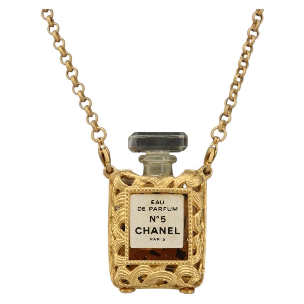 Chanel Cc No.5 Perfume Bottle Pendant Metal Gold Metal Necklace Jewelry (Pre-Owned)