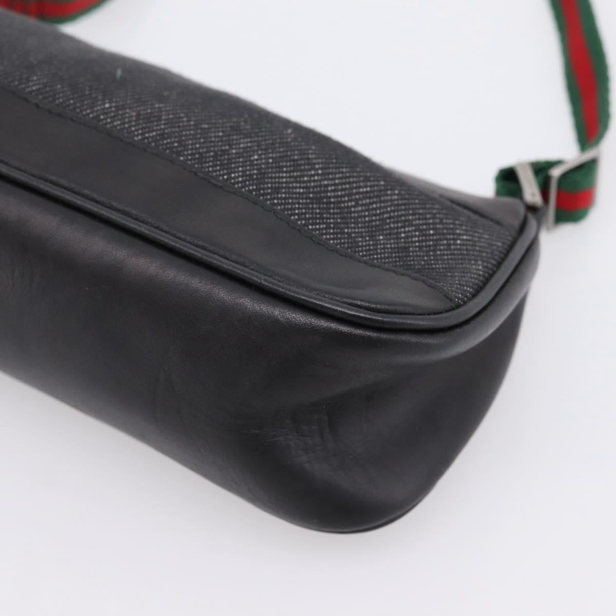 Gucci Web Sherry Line Accessory Pouch Denim & Leather Black Canvas Clutche & Pouche Bag (Pre-Owned)