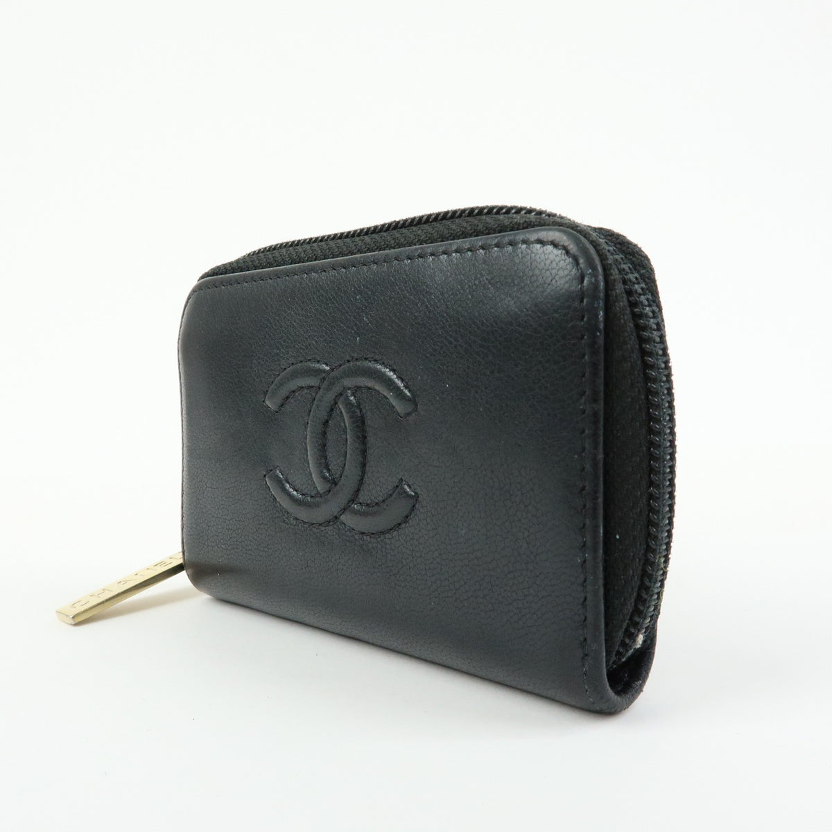 Chanel Timeless Cc Zipped Calfskin Black Leather Wallets Accessory (Pre-Owned)