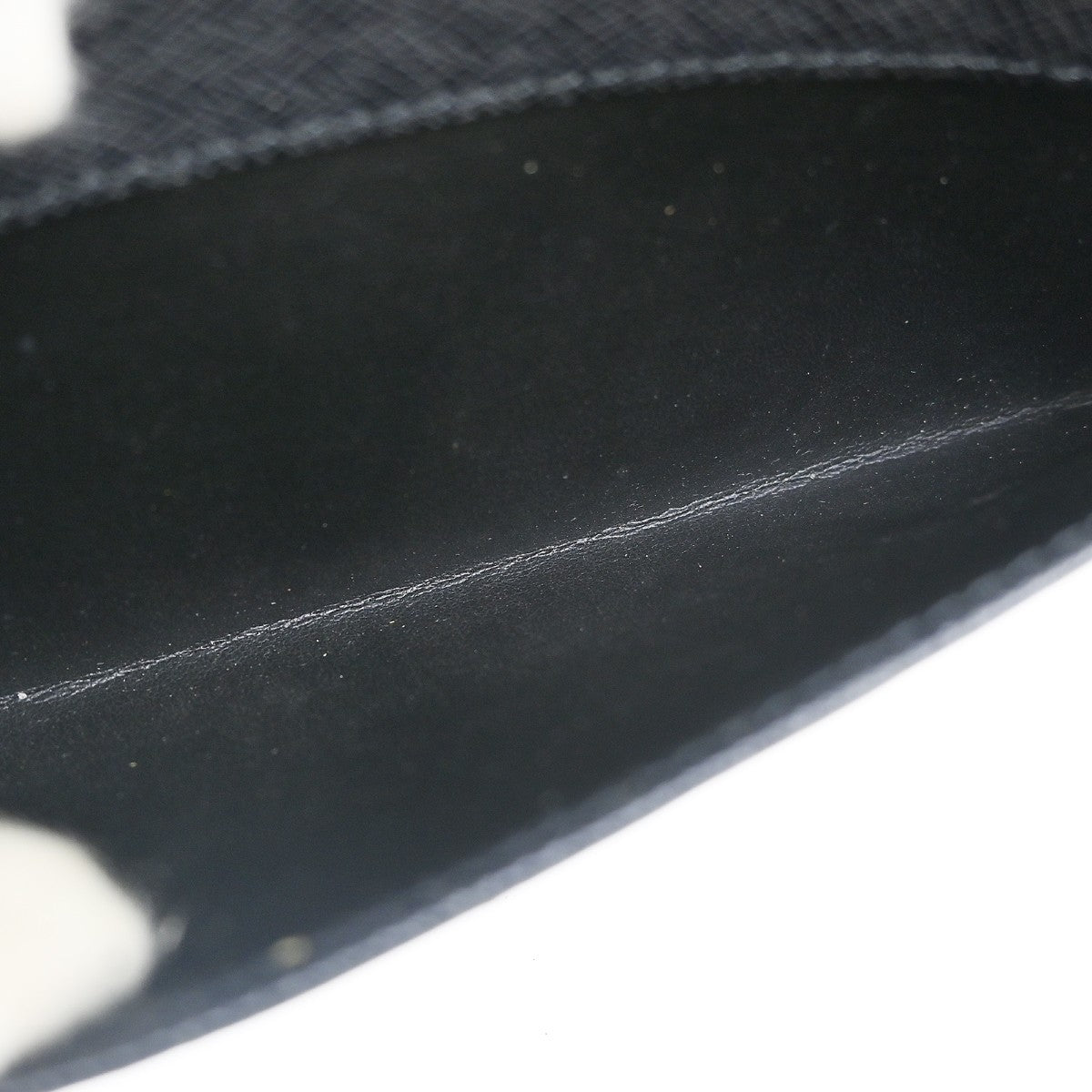 Louis Vuitton Pochette Baikal Clutch Taiga Leather Black Leather Clutche & Pouche Bag (Pre-Owned)