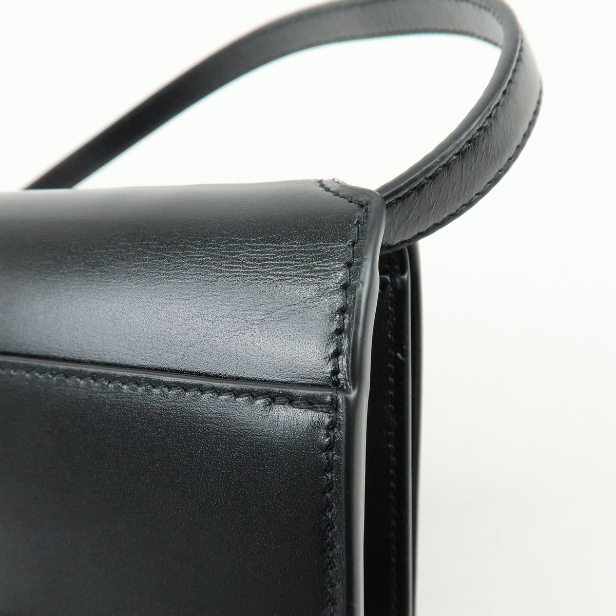 Saint Laurent Paris Chain Leather Black Leather Crossbody Bag Bag (Pre-Owned)