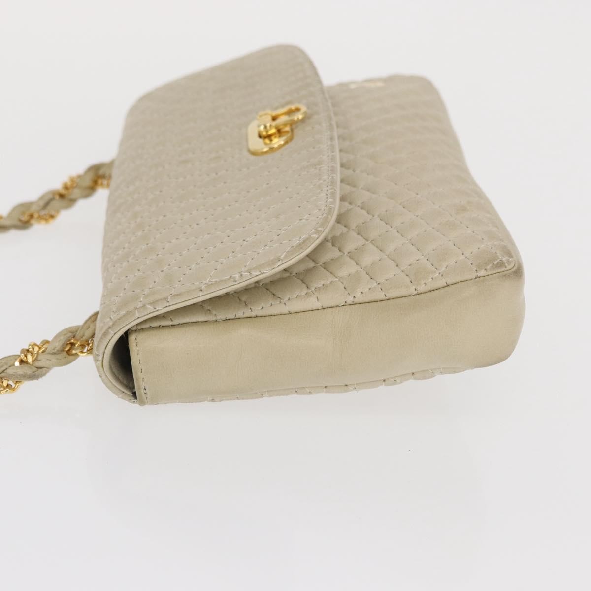 Bally Vintage Chain Quilted Leather Beige Leather Shoulder Bag Bag (Pre-Owned)