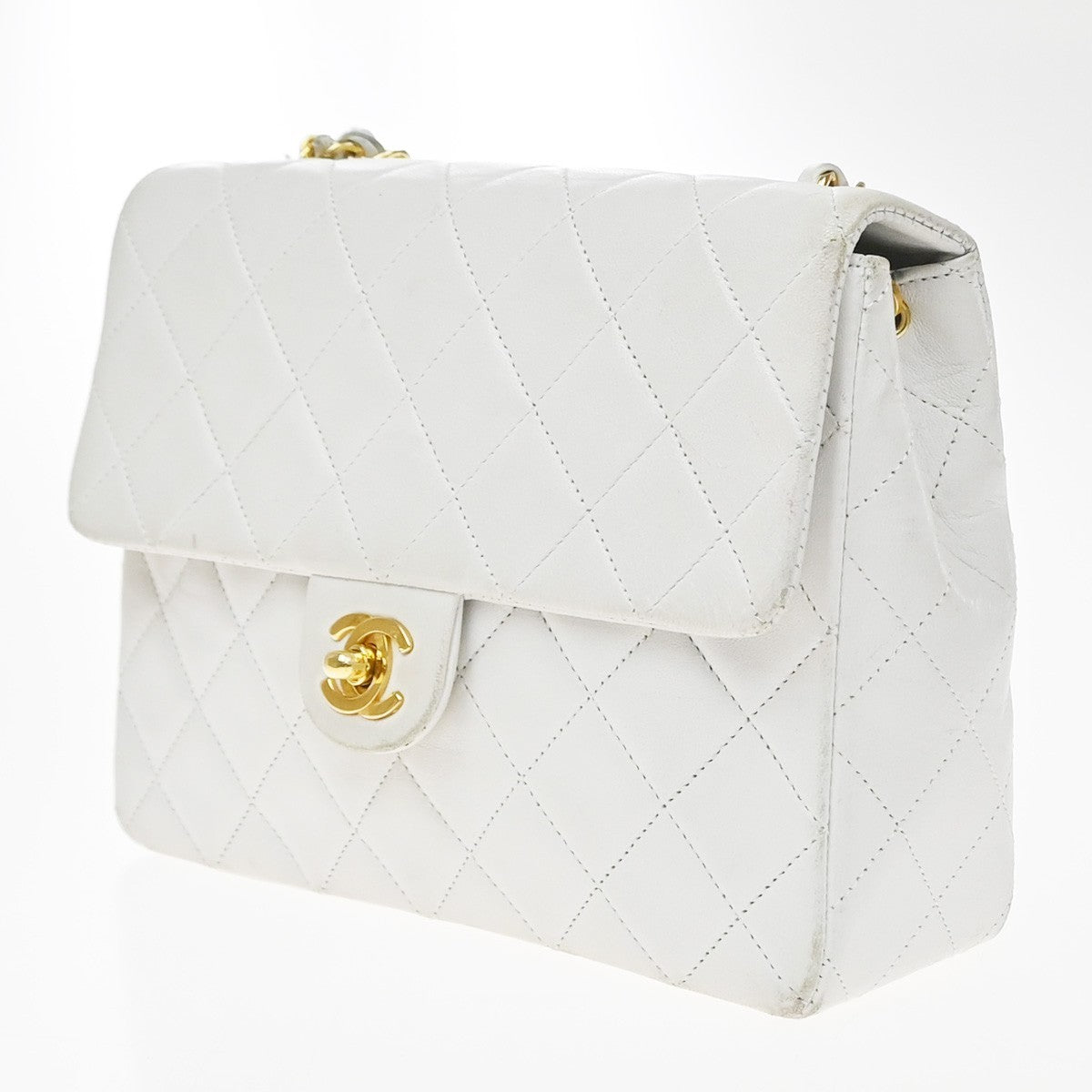 Chanel Vintage Square Classic Flap Quilted Lambskin White Leather Shoulder Bag Bag (Pre-Owned)