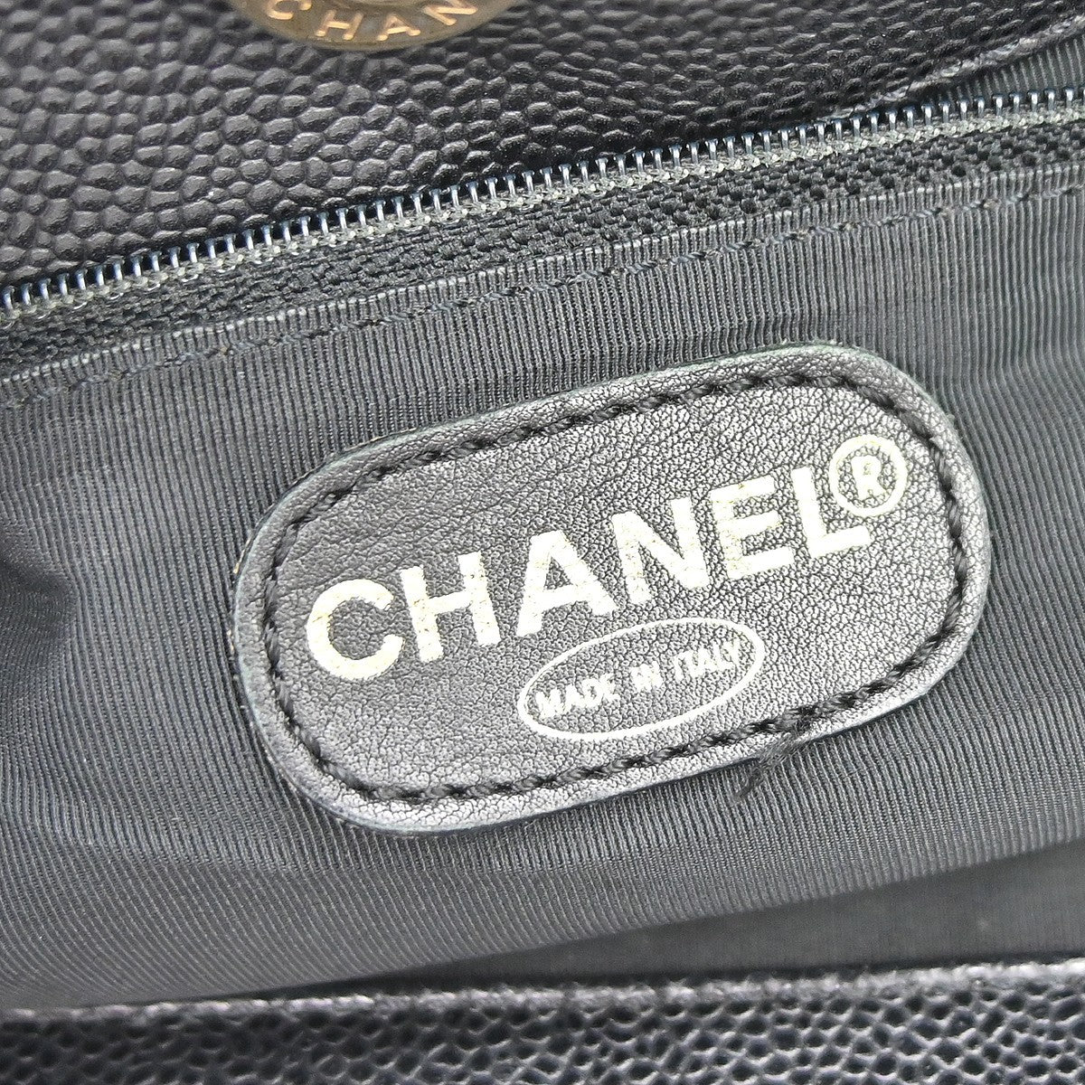 Chanel Vintage Wooden Ring Tote Caviar Black Leather Tote Bag Bag (Pre-Owned)