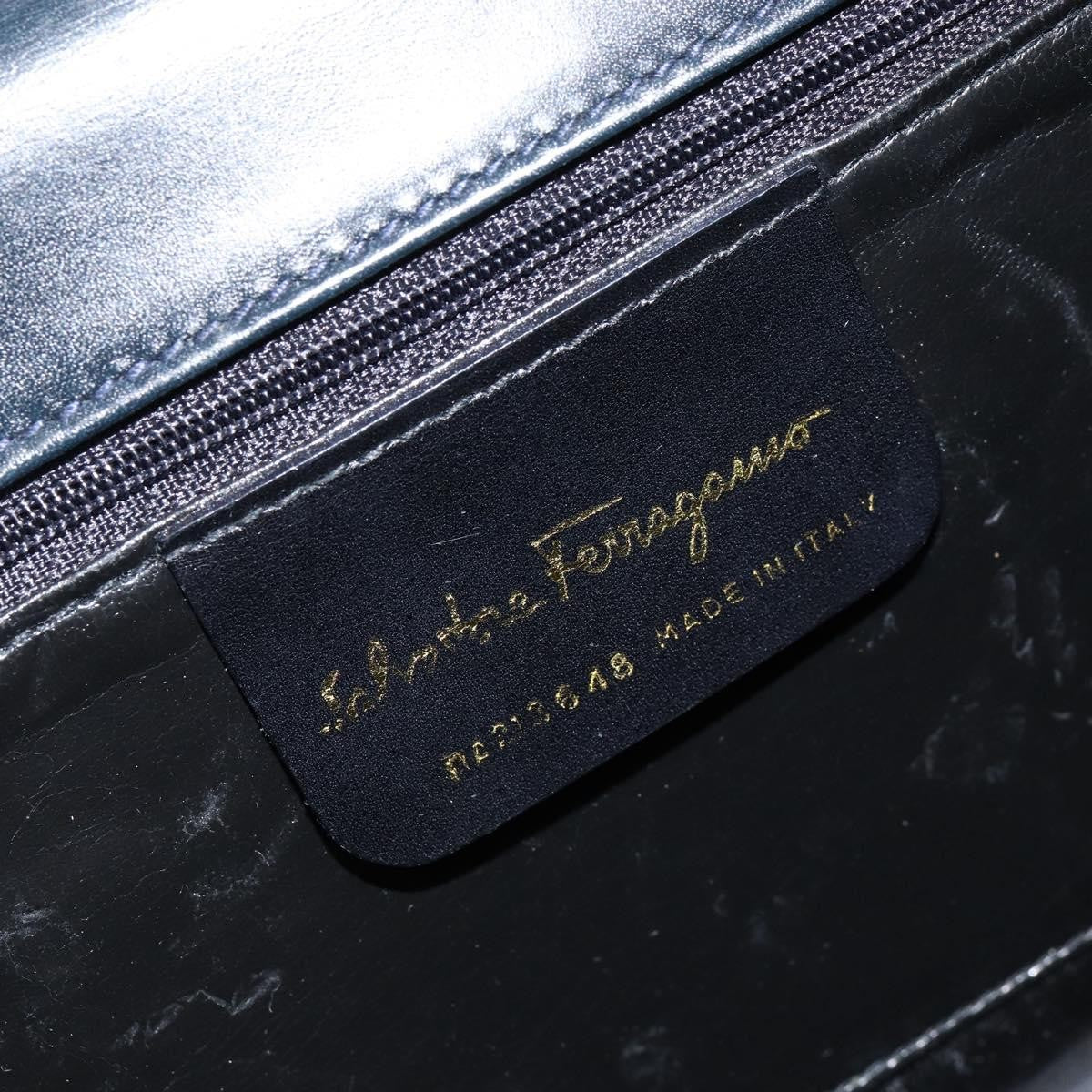 Salvatore Ferragamo Gancini Leather Black Leather Shoulder Bag Bag (Pre-Owned)